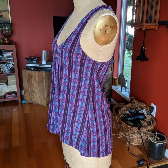 Ecoté Front-Pleated Patterned Blouse - Picture 3 of 8